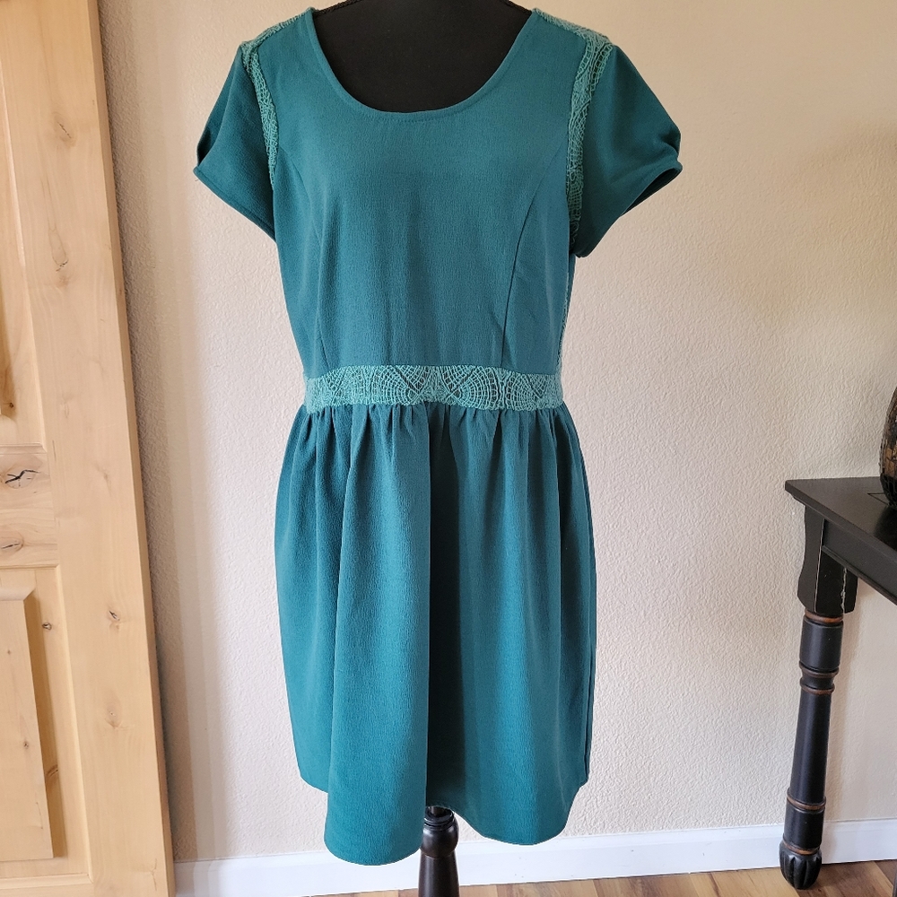 ANTHRO PINS & NEEDLES TEAL Puff Cap Sleeve Lace Detail Midi Dress Size 12